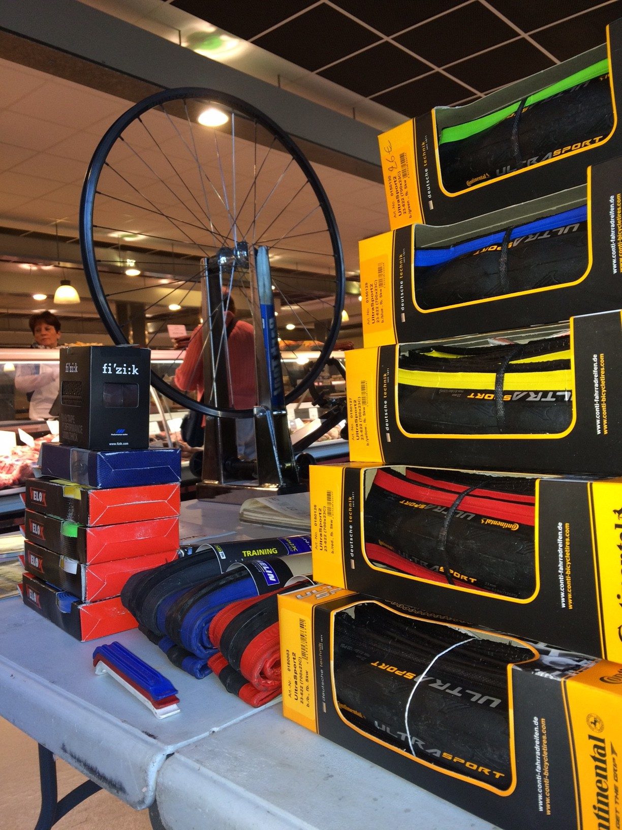 pneus couleur Continental & Michelin